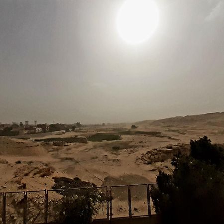 Tut Pyramids View 호텔 Kafret el-Gabal 외부 사진