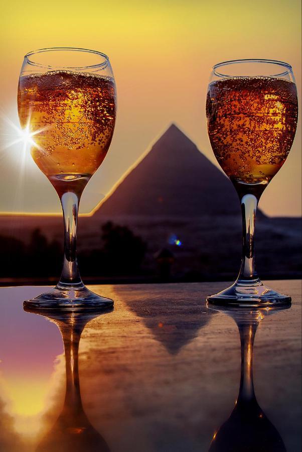 Tut Pyramids View 호텔 Kafret el-Gabal 외부 사진