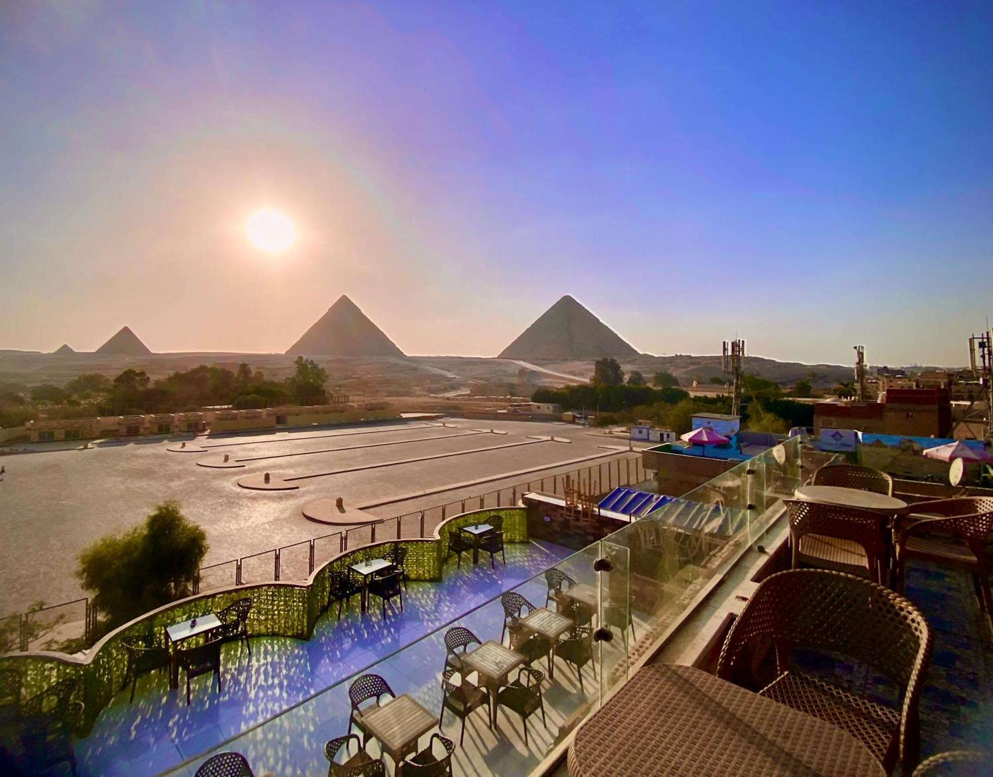 Tut Pyramids View 호텔 Kafret el-Gabal 외부 사진