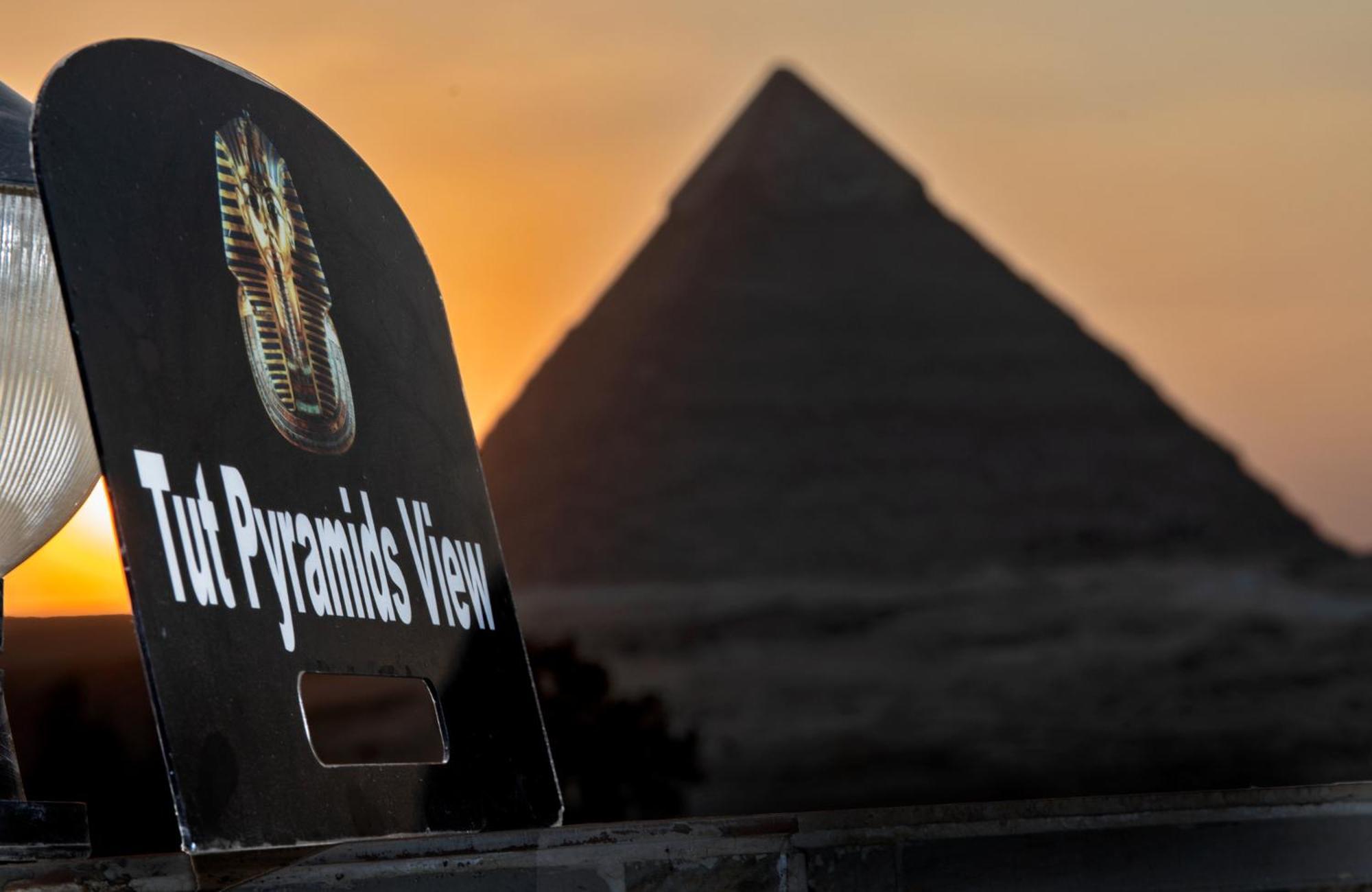 Tut Pyramids View 호텔 Kafret el-Gabal 외부 사진
